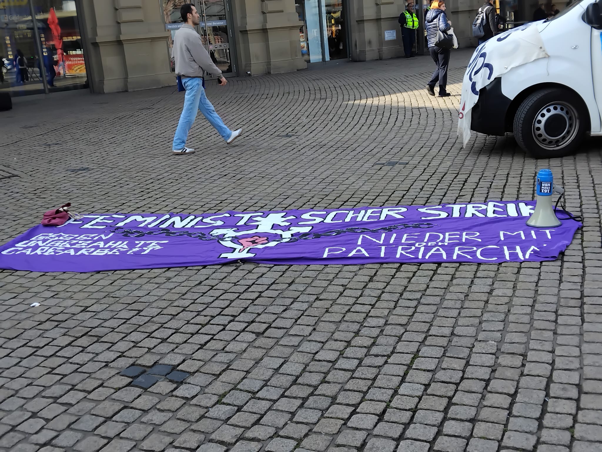 Mehr über den Artikel erfahren Kommentar: feministischer Streiktag in Mainz