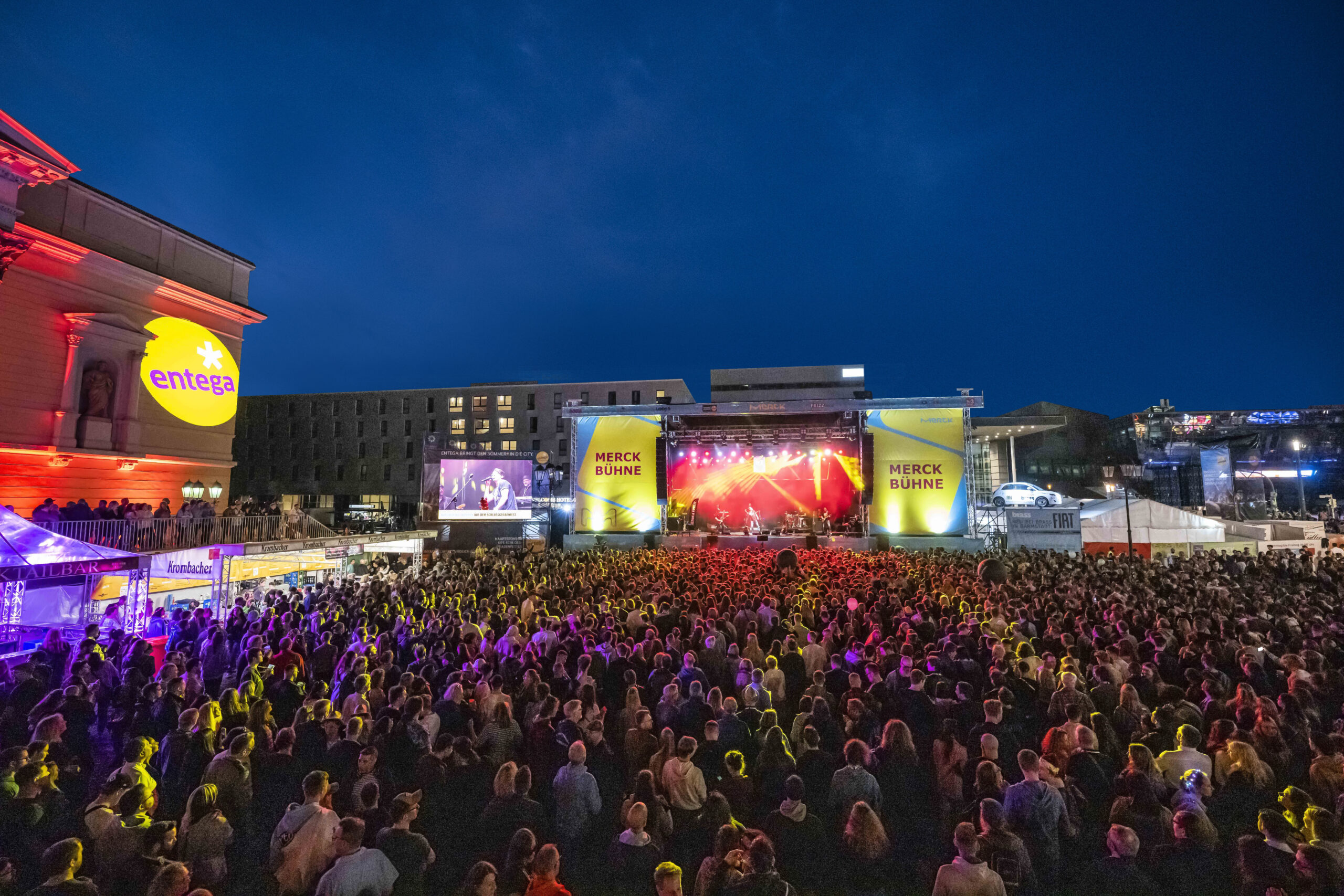 Mehr über den Artikel erfahren Festivalbericht Schlossgrabenfest 2026